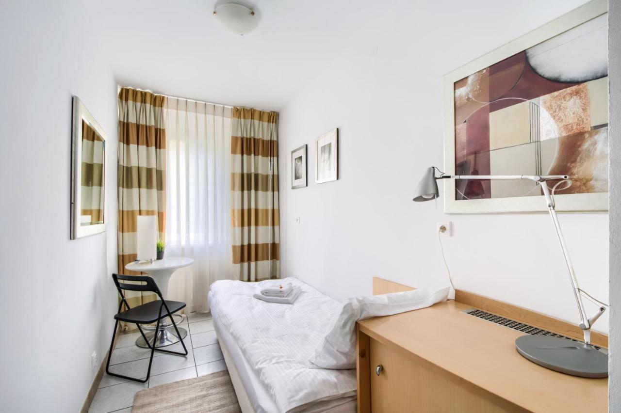404 Rooms Zamiany Ursynow Varsavia Esterno foto
